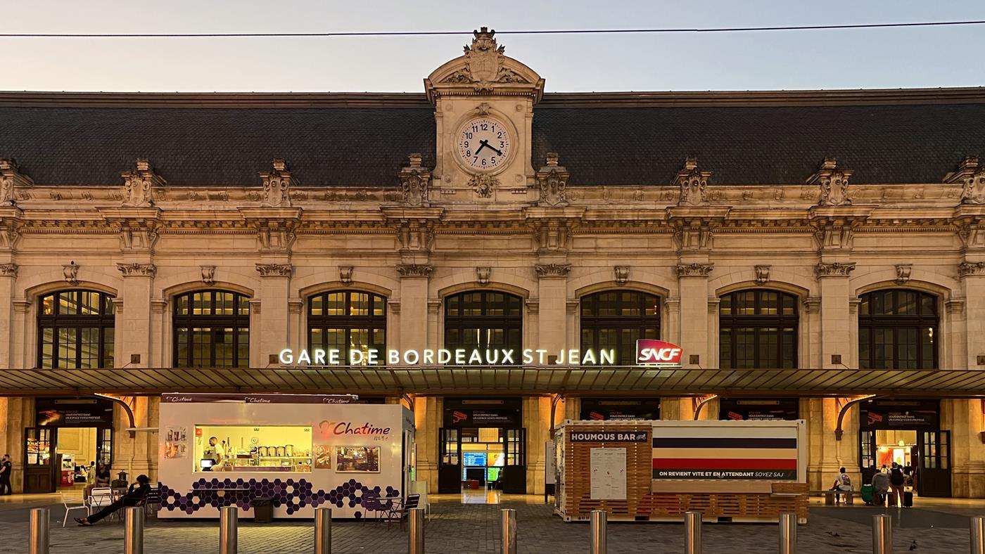 BORDEAUX SAINT-JEAN - Cadeaux alimentaires